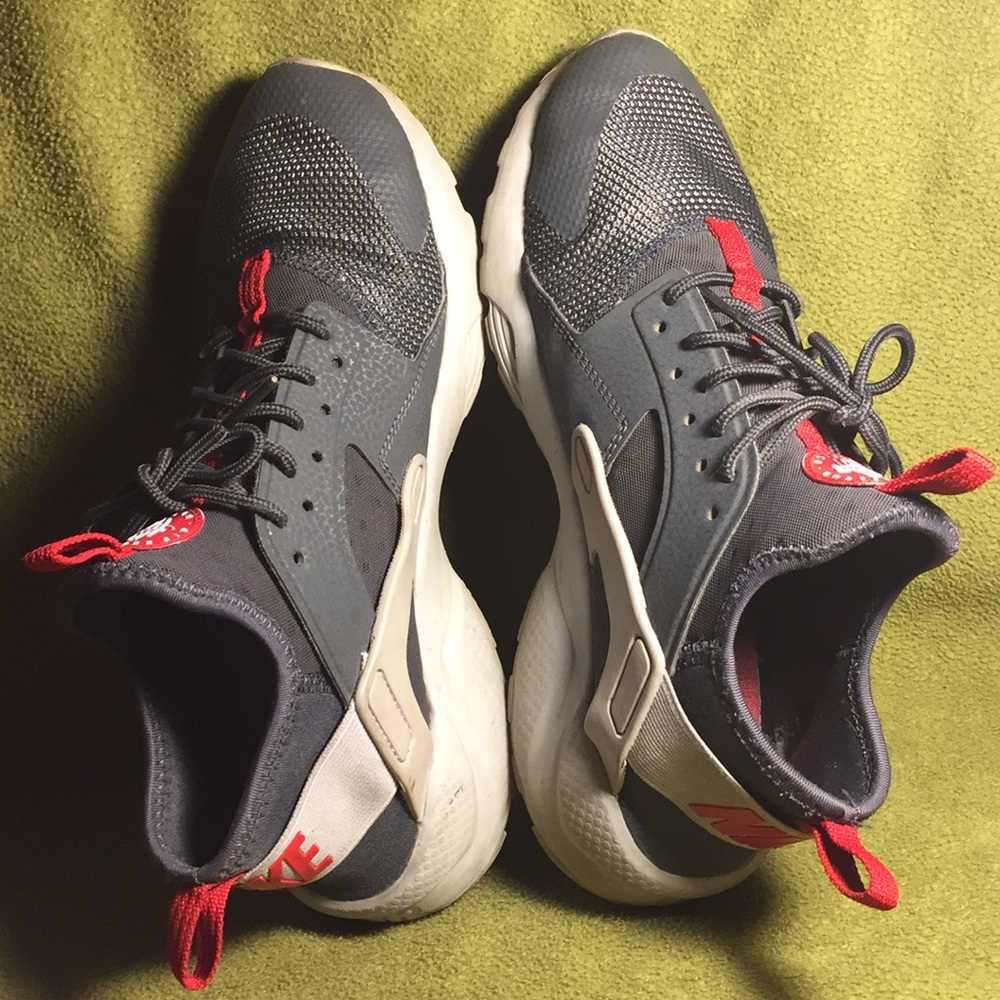 Nike Air Huaraches Ultra